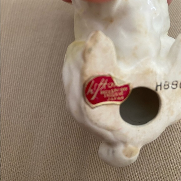 Vintage Lefton ceramic white bunny rabbit figurines - Picture 2 of 2